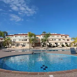 Nissi 3 Pool Access Garden Апартаменты